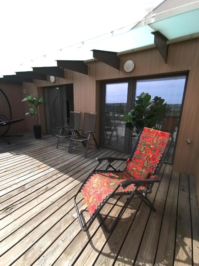 Apartamento Luxury Penthouse With Large Terrace & Panoramic Old Town View Vilna Exterior foto